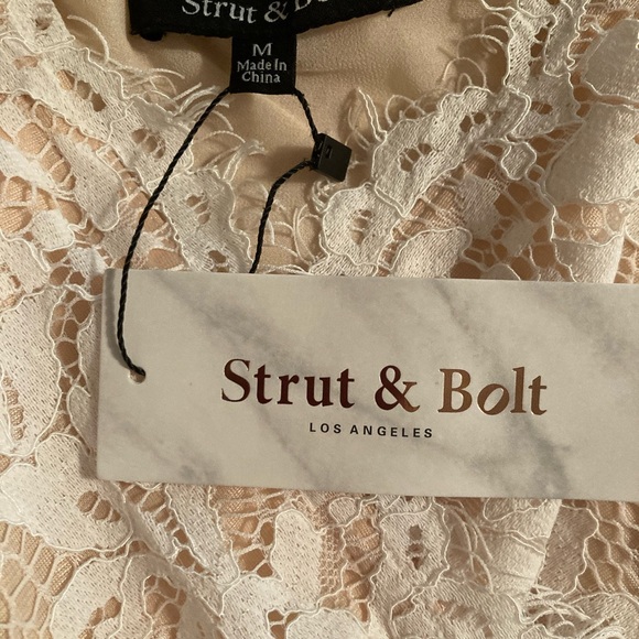 NWT Strut & Bolt Ivory lace Bodysuit - Picture 6 of 6